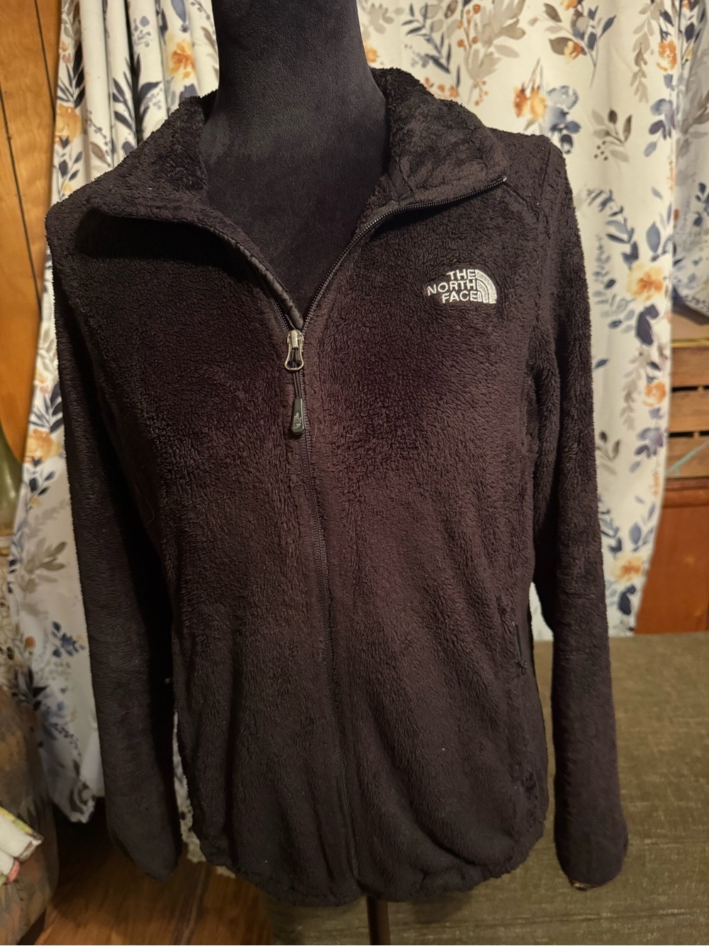 The North Face Women's Black Teddy Fleece Jacket